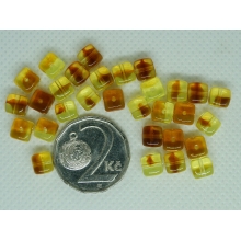 Бусины кубики 6 мм, топаз двухцветный урановый UV